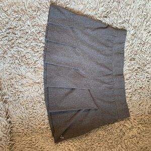 Grey pleated tennis skirt